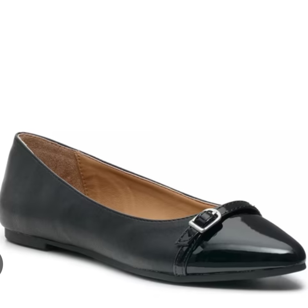 Kelly & Katie Black Patent Flats with Silver Buckle Size 9